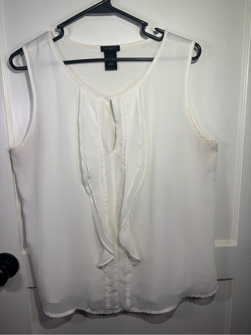 Ann Taylor Ivory Ruffled Front Sleeveless Shell
